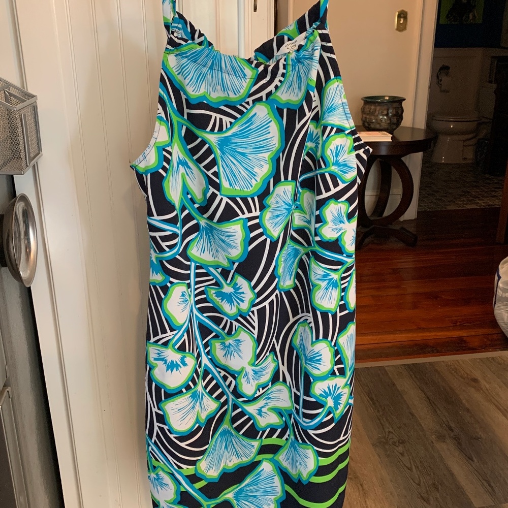 Crown and Ivy petites tropical flower back tie dress. NWOT. Retail 90